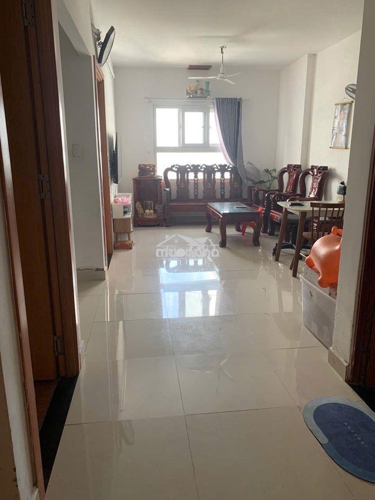 Chính chủ cần bán căn hộ chung cư an phú đông q12( sát gò vấp)