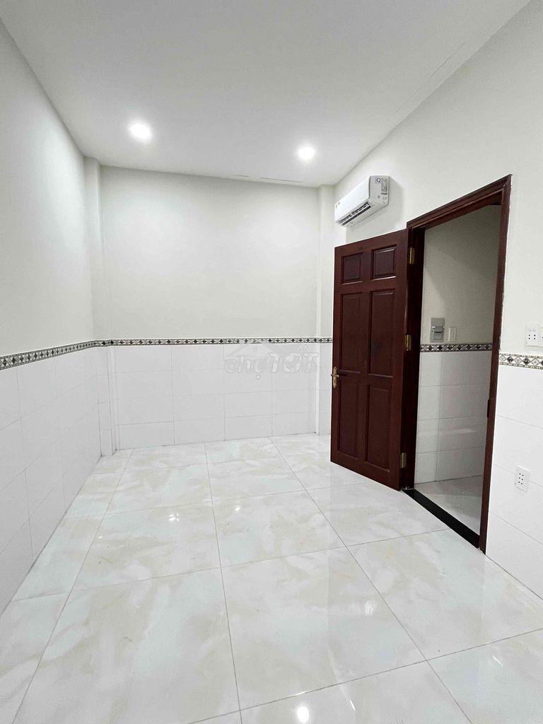 📣 📣Cho thuê nhà mới đẹp cạnh aeon có 4pn có sẵn 4 máy lạnh mới - 4