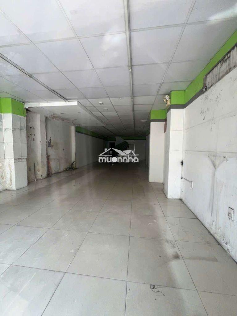 Mb nguyên căn ngây chợ trường học vitri đẹp kd đông đúc 5x30 - 2