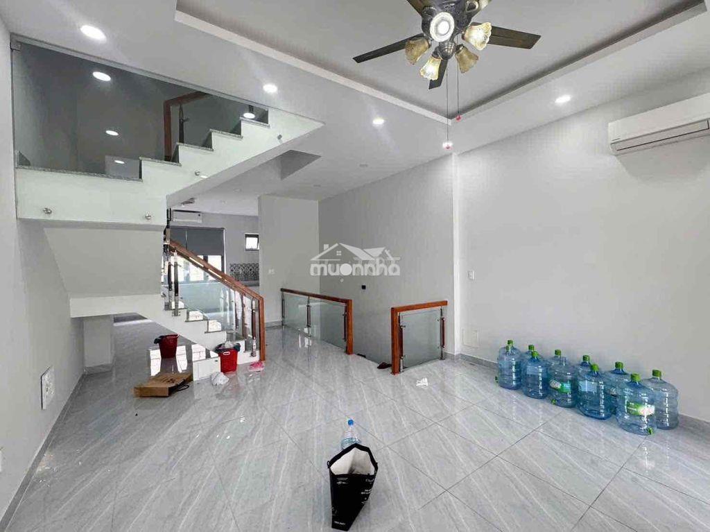 Cho thuê nhà mặt tiền hoàng hoa phám hiệp thành - 2