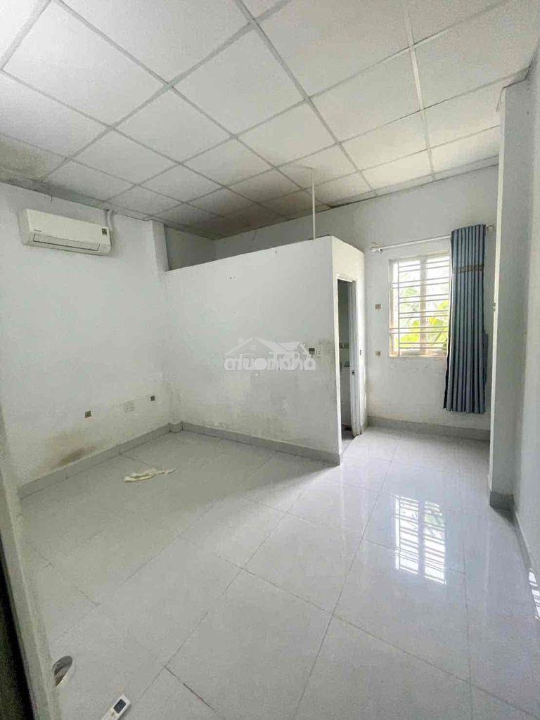 Nhà 1 trệt 1 lững 2pn 2wc sẵn 3 máy lạnh hẻm xe hơi đường lò lu q.9 - 2