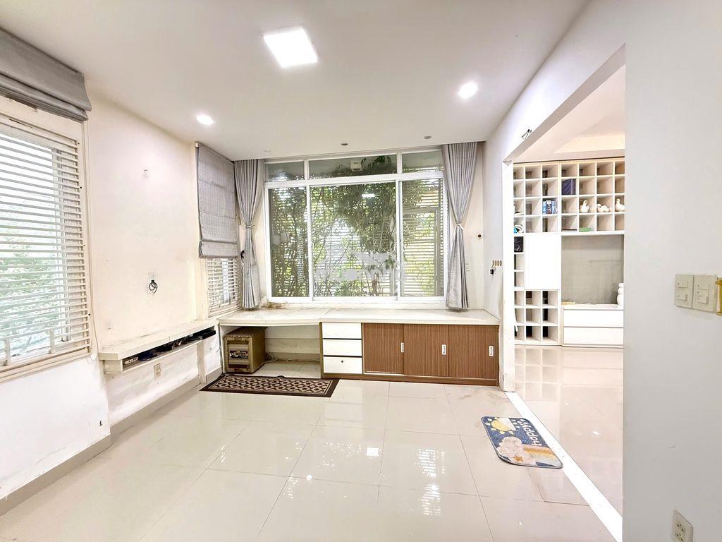 Phòng rộng 50m2 - full nt - góc 2 mặt tiền - cửa sổ đón nắng - 3