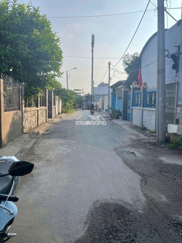Đất dt lớn 222m² có nhà cấp 4 giá rẻ - 2