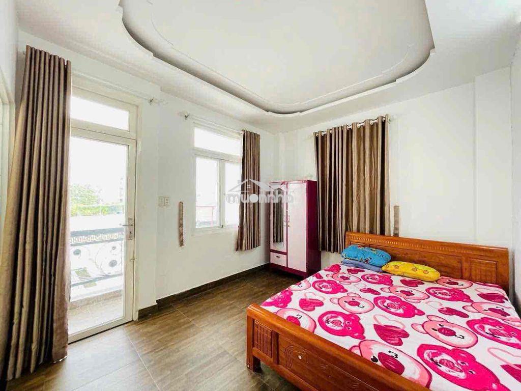 Phòng ban công thang máy lê văn thọ thông dg số 8 - 2