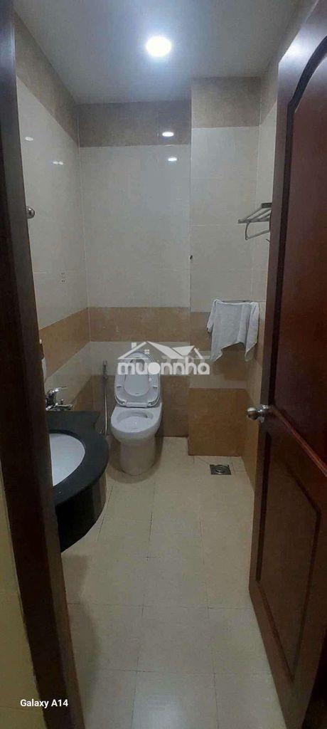 Nhà 2 lầu sân xe hơi gần đường trần hưng đạo - 2