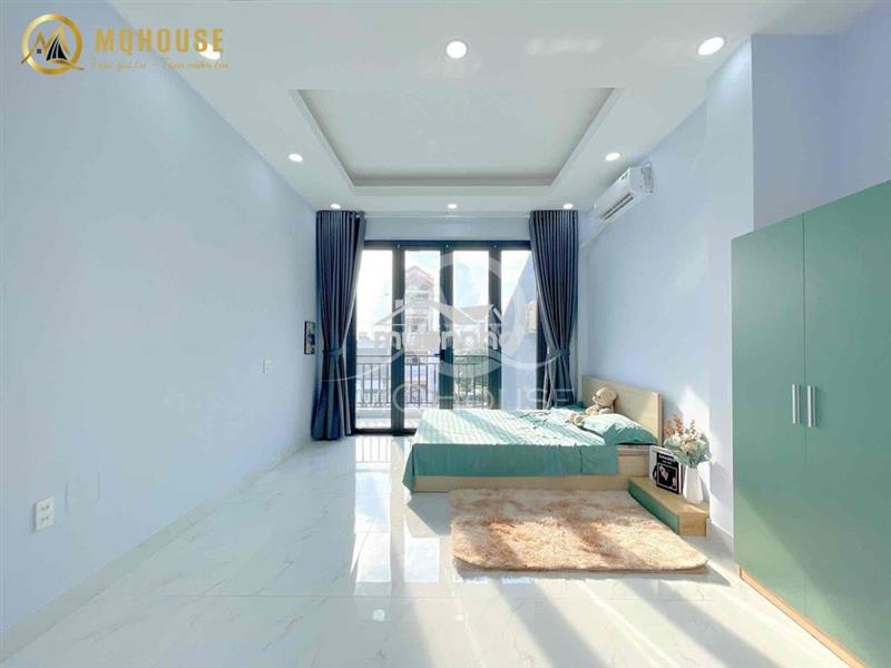 Căn hộ studio bancol ngay âu cơ