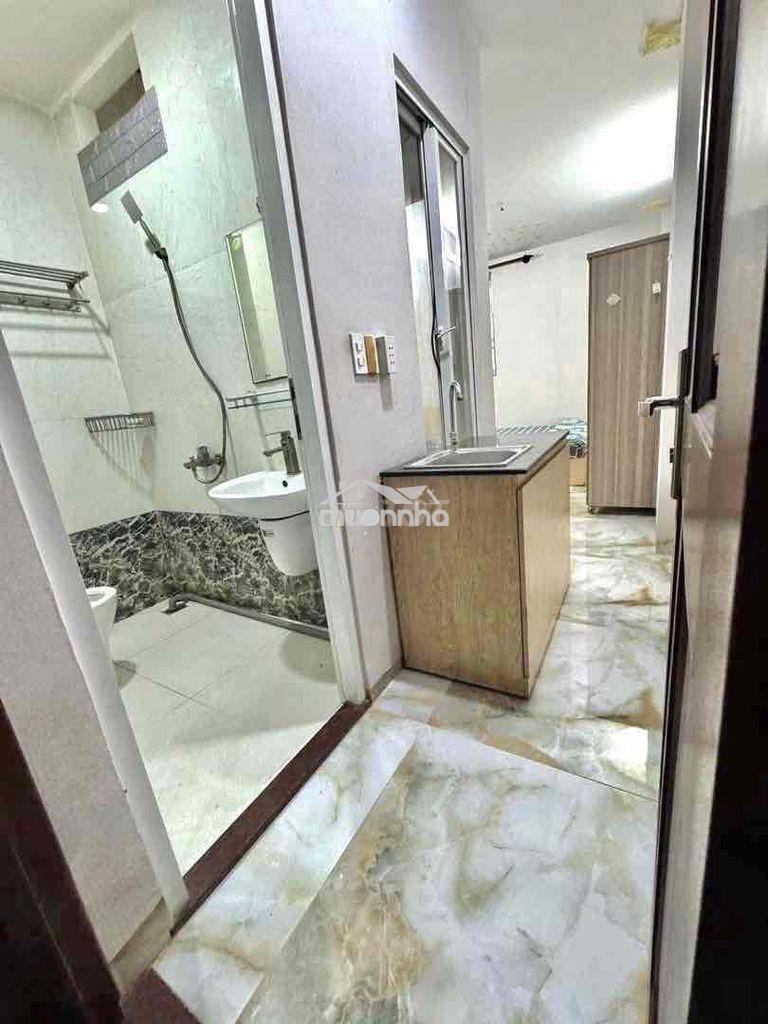 Phòng trọ full nội thất - cửa sổ trời khu sân bay - cv hoàng văn thụ - 2