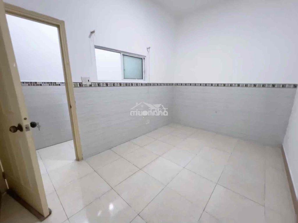 Sang hợp đồng nhà làm chdv ngay khu tên lửa 8p 4wc - 3