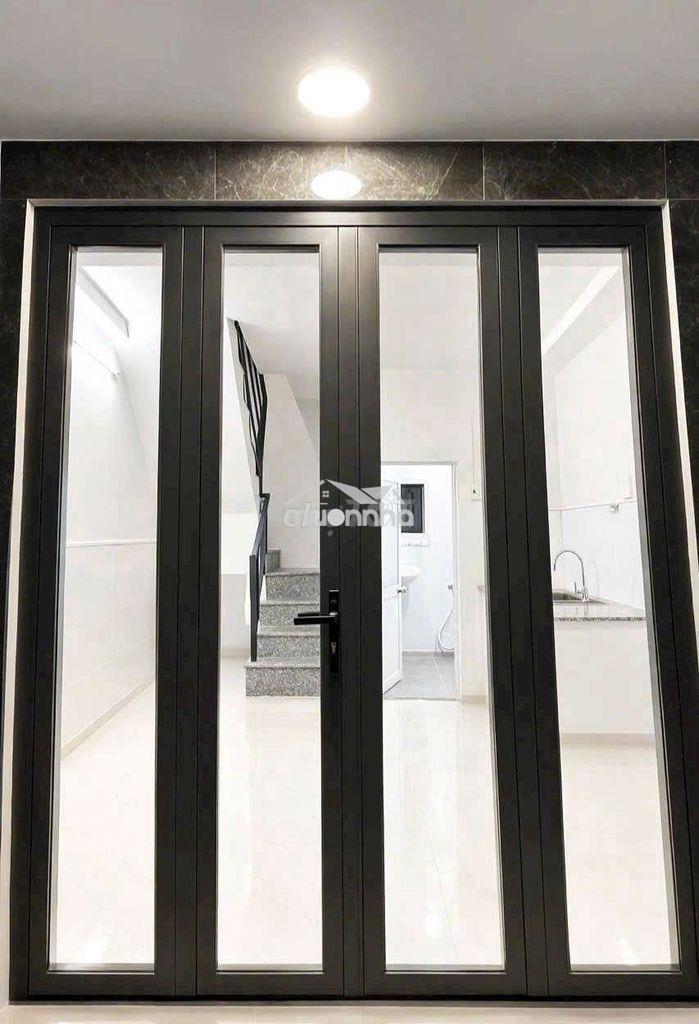 Nhà 2 lầu ngay ngã tư lạc long quân âu cơ - 4