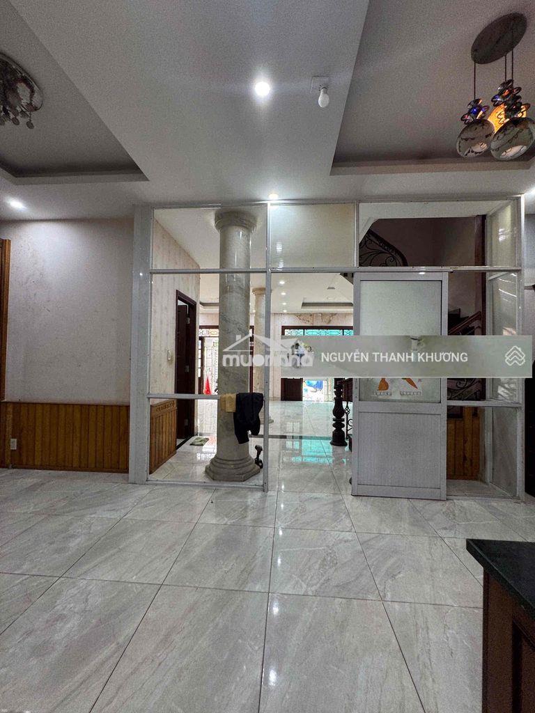 Cần cho thuê biệt thự hẻm 2 xe tải tránh nhau - phan văn trị - phường - 3