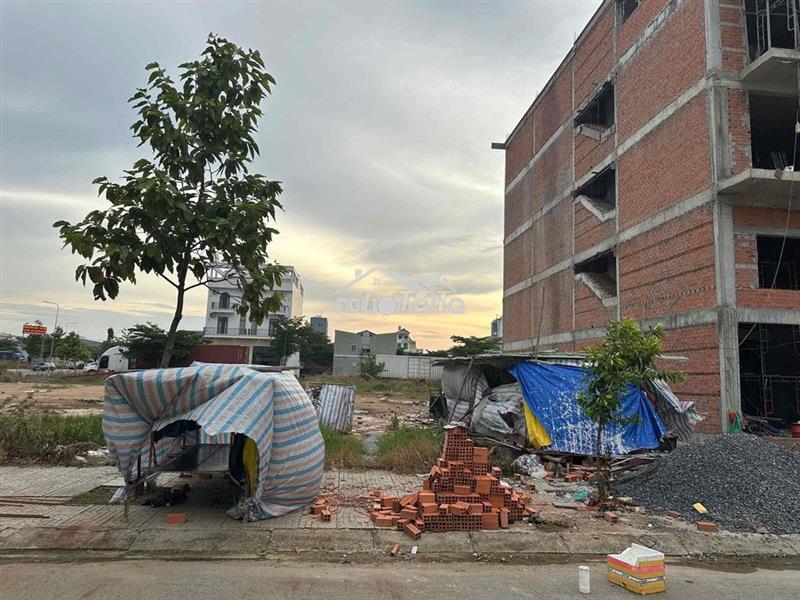 Chính chủ bán đất ngang 6m ngay hồ sinh thái kdc tân đô, đức hòa hạ