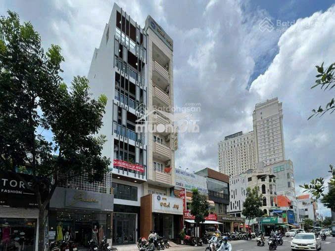 Cho thuê nhà kinh doanh mặt tiền, 1 trệt 1 lầu, 355m2, q.3, hcm