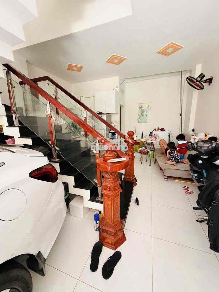 Nhà phố đẹp. trệt lửng 3 lầu 4pn 5wc. gần chợ trường học - 2