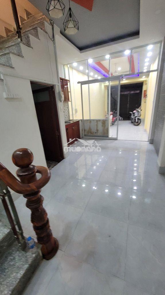 Nhà hẻm hơi lạc long quân, trệt 2 lầu, 4pn 3wc, 3.5x15m, 14tr - 2
