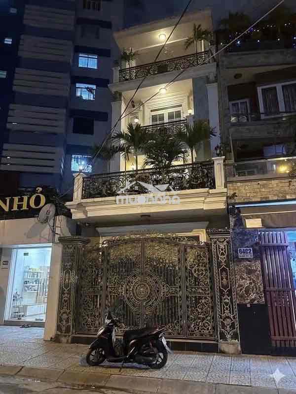 Cho thuê tầng trệt mặt tiền để kinh doanh