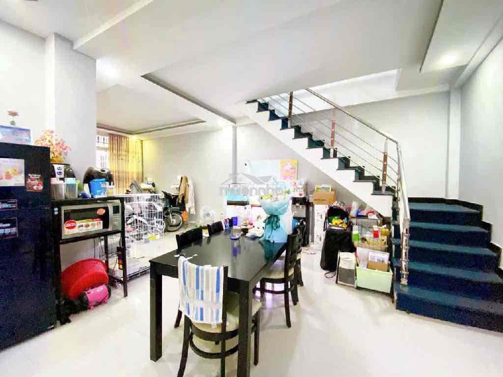 Lê hồng phong , hoà hưng q10 - 46m2 - 6,8 tỷ - 2