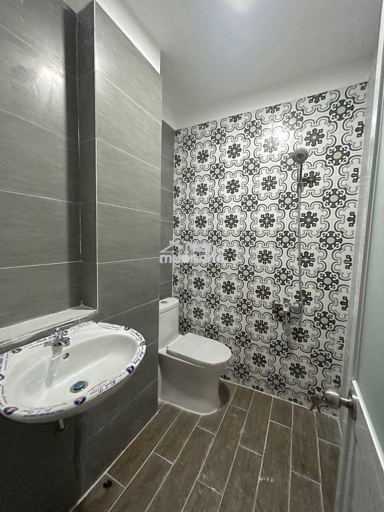 Phòng cao cấp xây mới 2**tr,hà huy giáp - 4