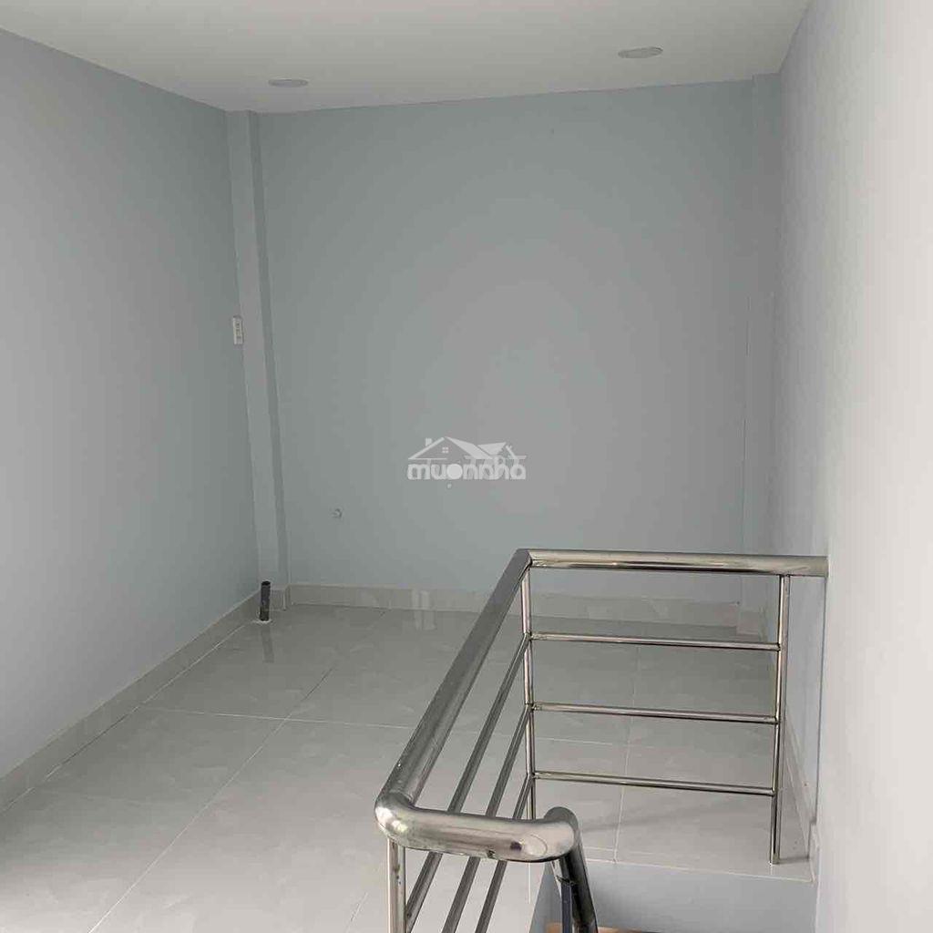 Cho thuê nhà nguyên căn chính chủ q1 - 4