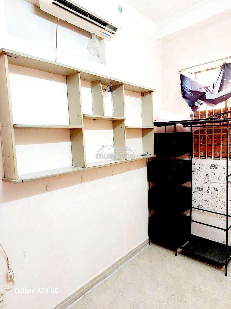Cho thuê phòng q1.fuff nội thất.cửa sổ 2tr800 - 3