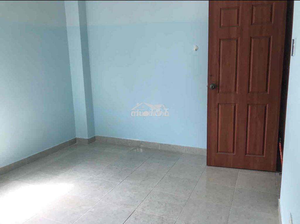 2tr5 phòng trống, không nội thât - 3