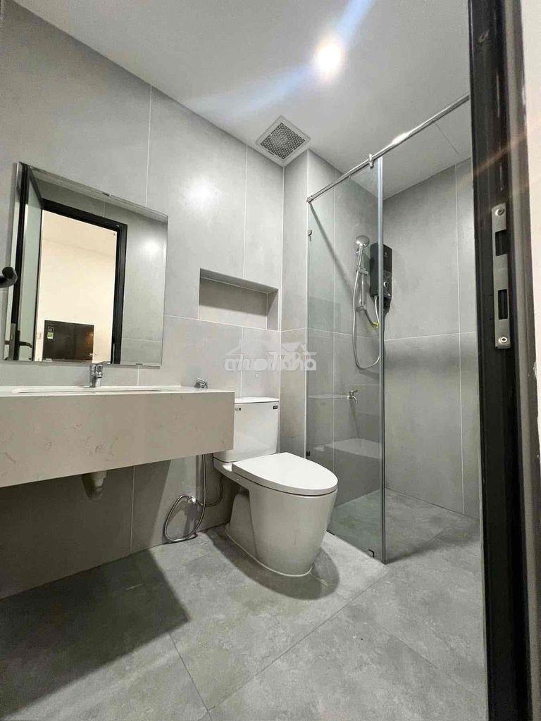 Ngay kcn tân bình, thuận tiện qua gò vấp, rộng 40m2, bancol máy giặt r - 4