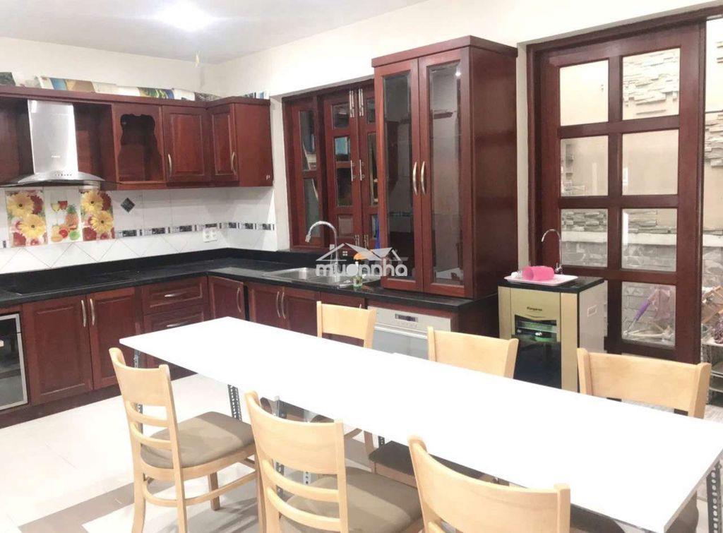 Ký túc xá thoáng mát 158 hoàng hoa thám, giá từ 1tr6 - 2
