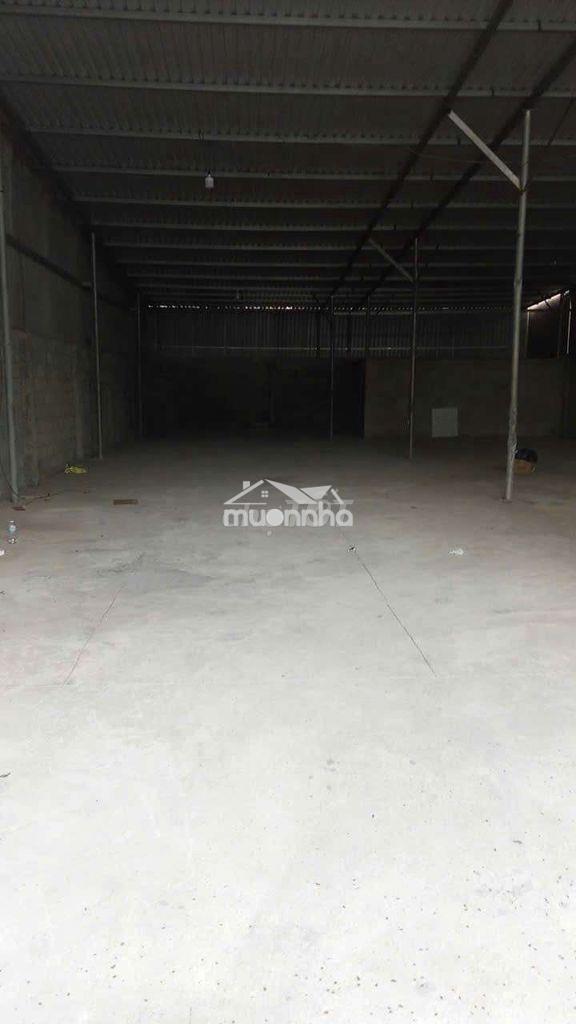 Xưởng dĩ an 300m² đường cont làm kho sản xuất - 3