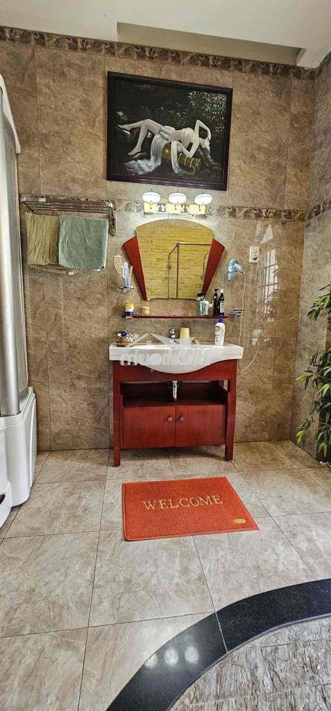 Nhà 4 tầng 136,5m2 khu phong phú 5 đối diện bến xe quân 8 - 4