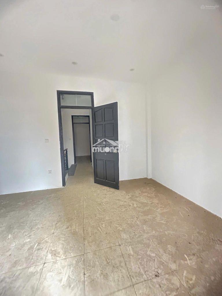 Cho thuê nhà ngõ 180 hoàng quốc việt – 50m² x 5 tầng đủ đh, ngõ ôtô - 4