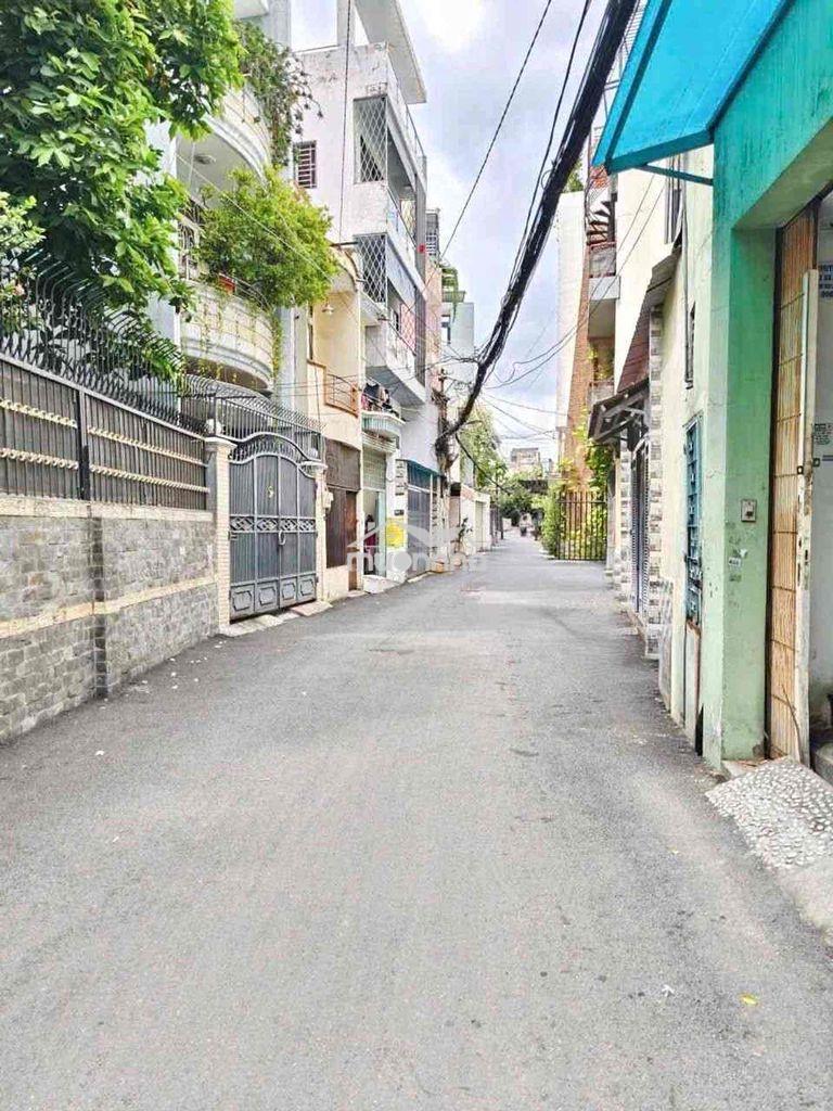 Nhỉnh 5 tỷ – hxh bình thạnh – ngang 5.5m ~ 60m² – 3 tầng btct vị trí