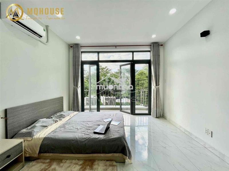 Cho thuê 1 phòng ngủ bancol - thang máy - luỹ bán bích - tân phú
