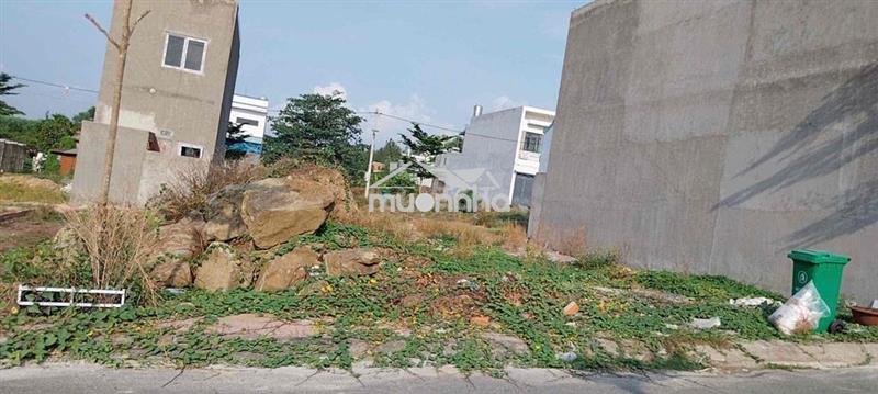 Cần tiền bán gấp đất thổ cư chính chủ.