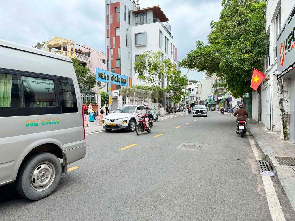 Chdv quận 1, 60m2, 5 tầng, 9 phòng, hẻm 4.7m - 3