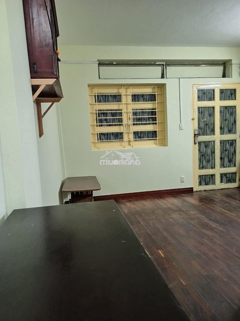 Bán gấp căn hộ lạc long quân quận 11 - 45m² 2pn mới đẹp, một đời chủ