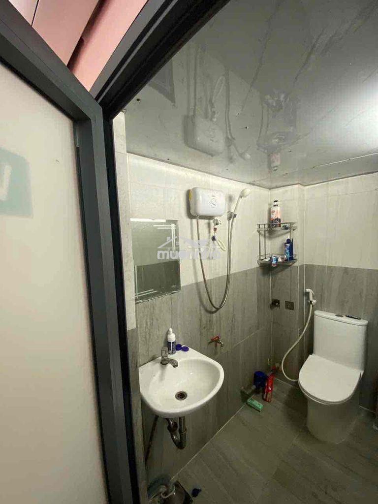 Phòng cho thuê gần đinh thiên hoàng quận 1, gần chợ bà chiểu. - 2