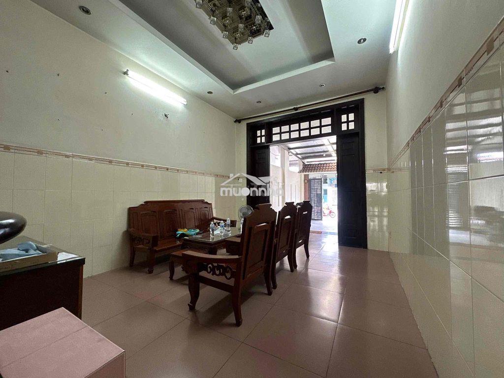 Cho thuê nhà mặt tiền bờ hồ xóm vắng dtsd 320m2 - 2