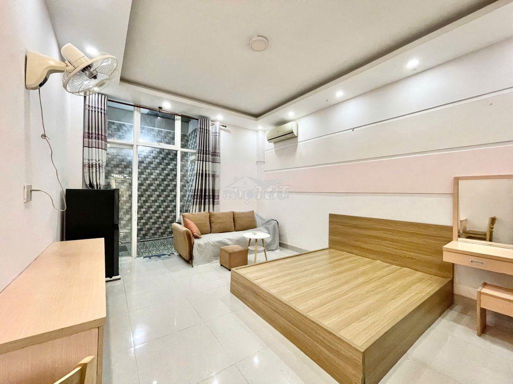 Cho thuê chdv full nội thất - máy giặt riêng- 1pn tách bếp- hẻm oto - 2