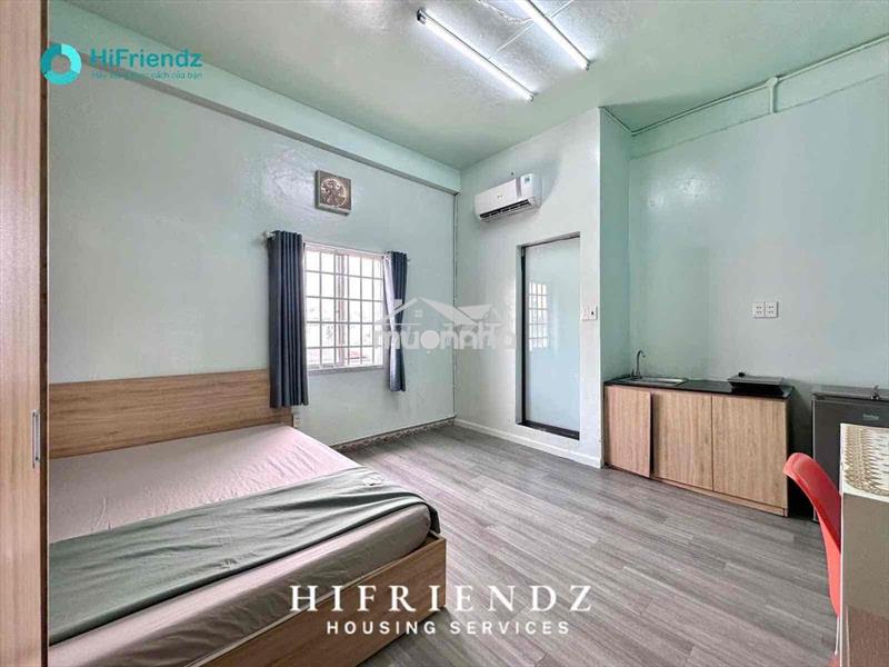 Phòng trọ cửa sổ thoáng - full nt gần parc mall, ueh b giáp q5,q10