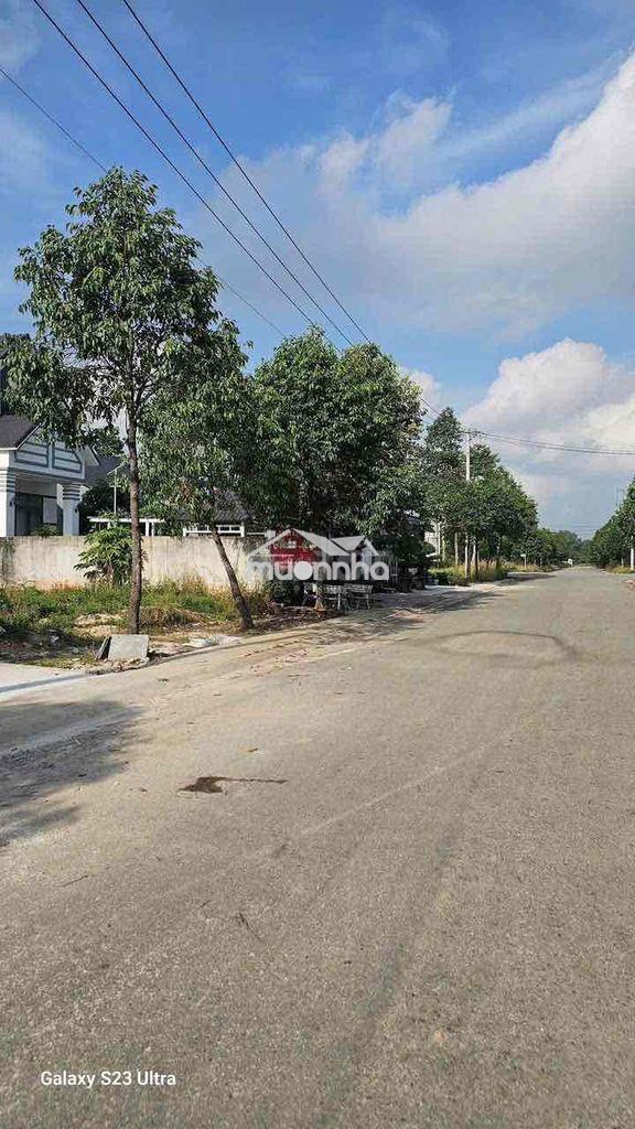 Bán đất bến cát giá rẻ 300m2 giá 840 triệu sát trường đại học việt đức - 3