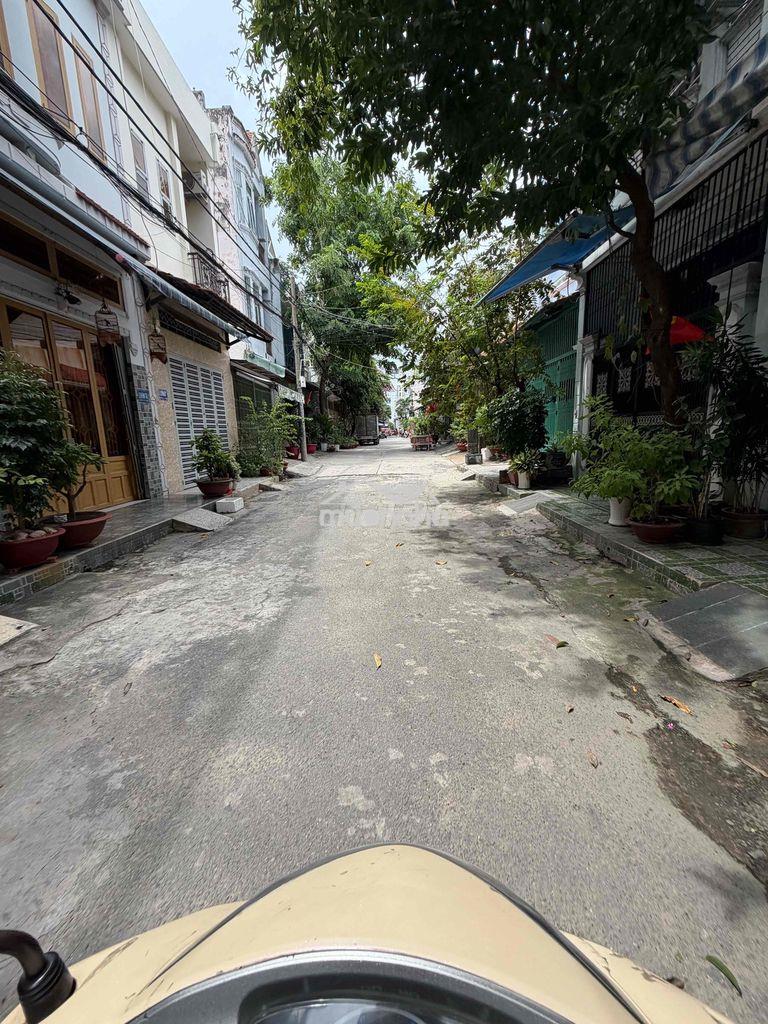 Tân bình 63m2 - 3 tầng 3pn khép kín có phòng ngủ tầng trệt