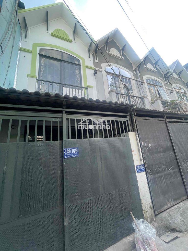 Nhà gần ngã tư ga q12 1 lầu sổ hồng cầm tay