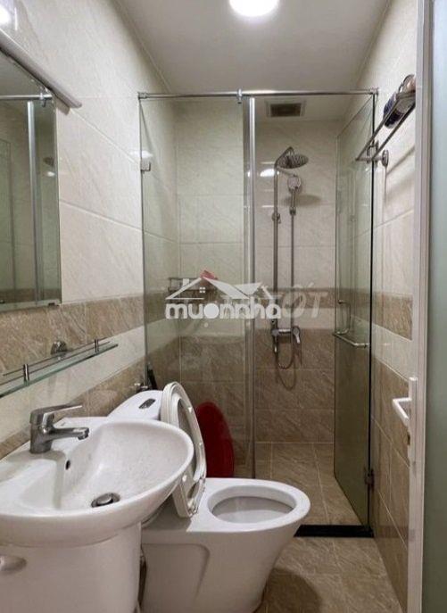 Cho thuê nhà 80m2 1 trệt 3l đường oto cv hoàng diệu 2 thủ đức 18tr - 3
