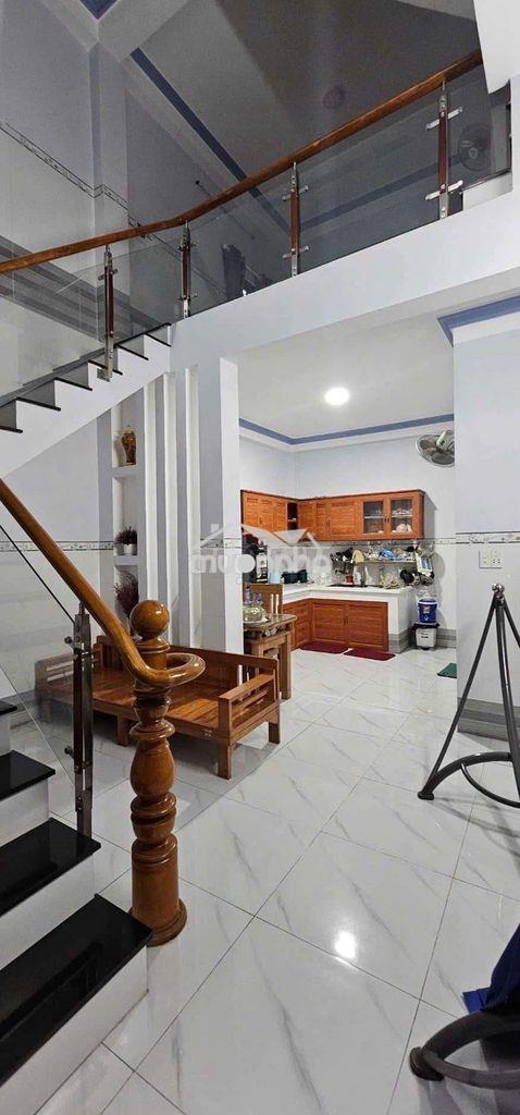 Cho thuê nhà trệt lửng gần siêu thị go phường đông hoà dĩ an
