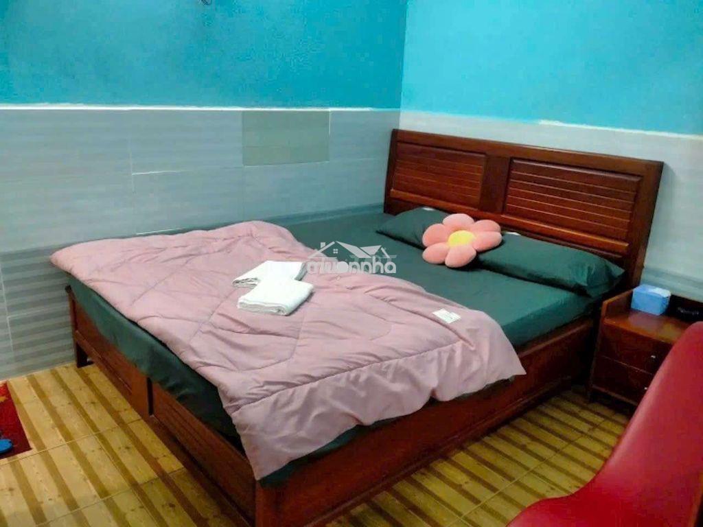 Cần cho thuê căn hộ dich vụ đht 39.dt 4 x 26  1 trẻt 6 lầu .23pn 24ws. - 2