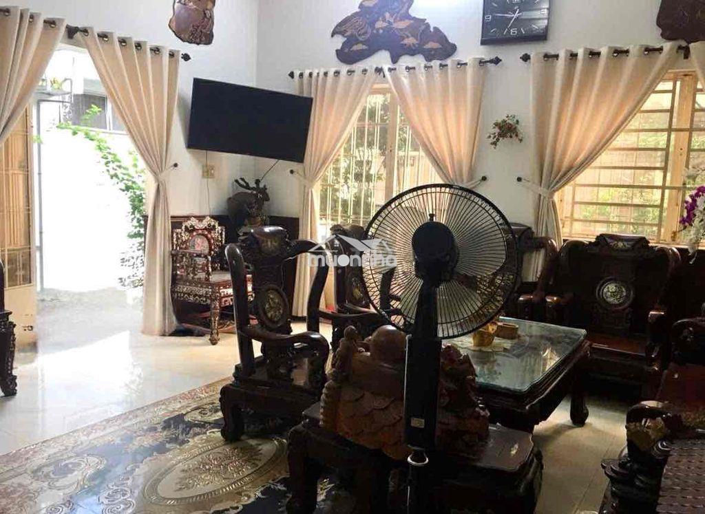 Bán nhà trần khắc chân,  dt (6x6,5) căn góc 4 tầng, gần quận 1 - 2