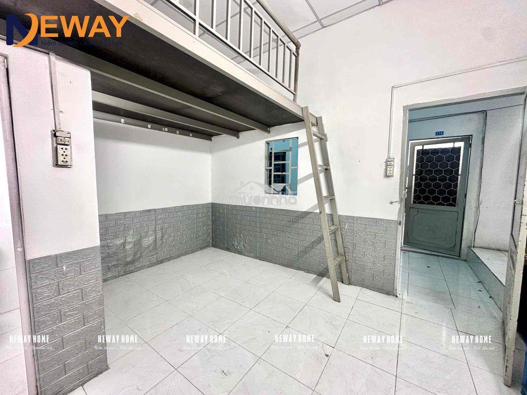 Phòng gác đi bộ sang tdtu - 3