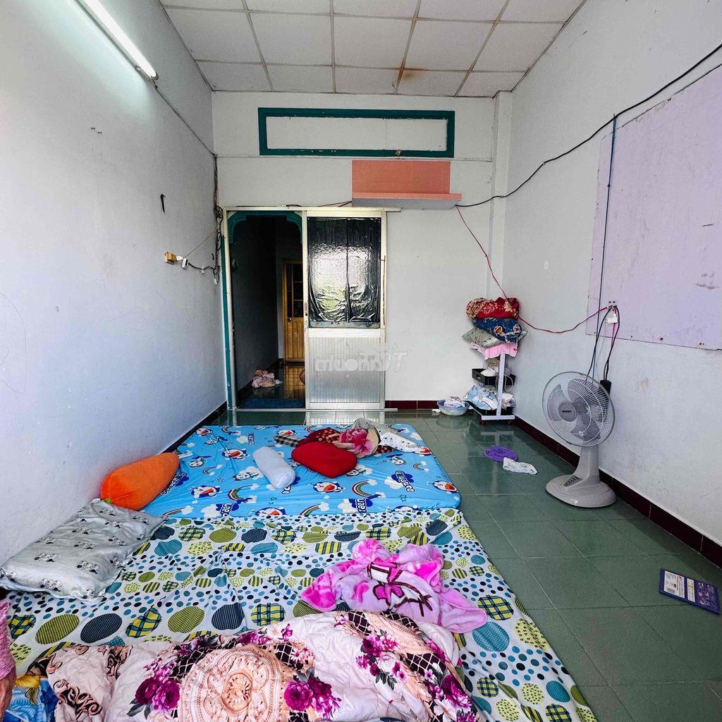 Nhà cho thuê nguyên căn ngang 3,2-14m 1 trệt 1 lầu 2 p ngủ .2wc - 2