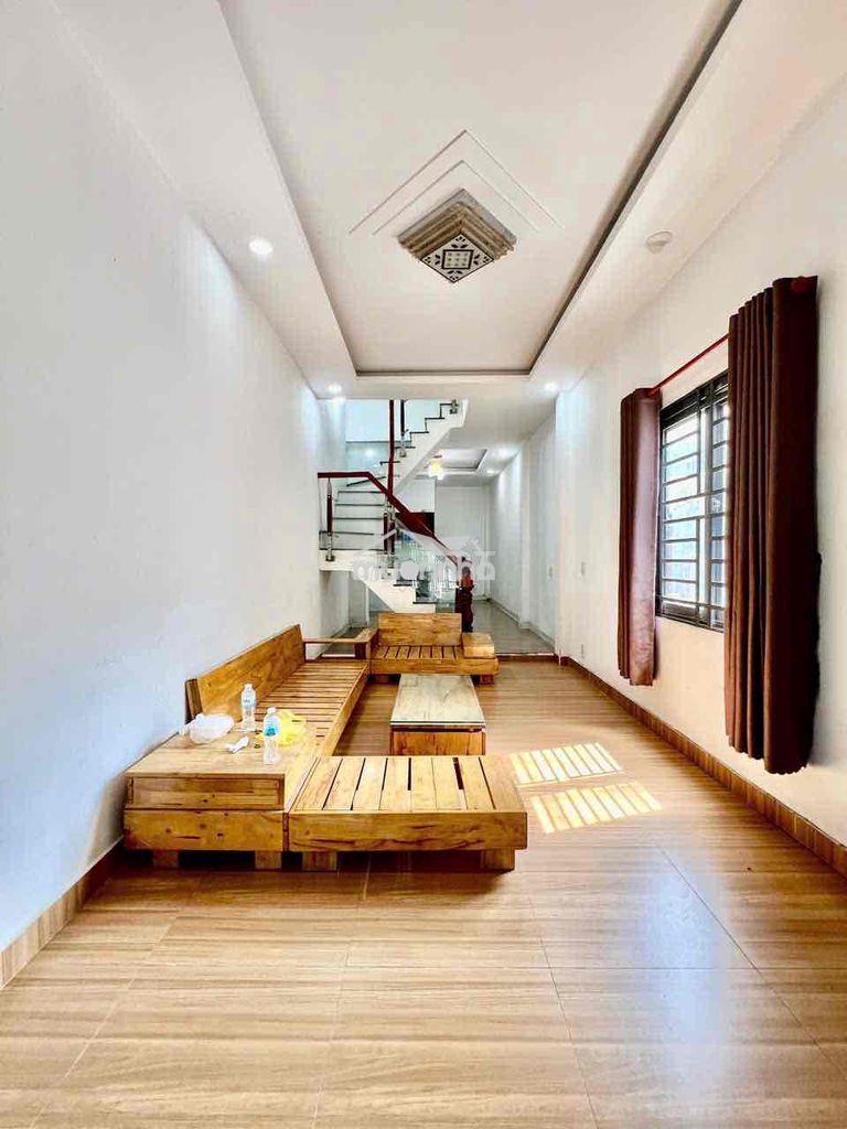 Cho thuê nhà thoáng mát dt 3,5x20 1trệt 2lầu 4pn 3wc sân rộng hẻm ôtô