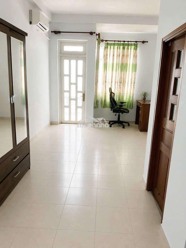 Gấp bán view landmark - 84m2 7pn dòng tiền 25tr/tháng - giá 7.3 tỷ - 2