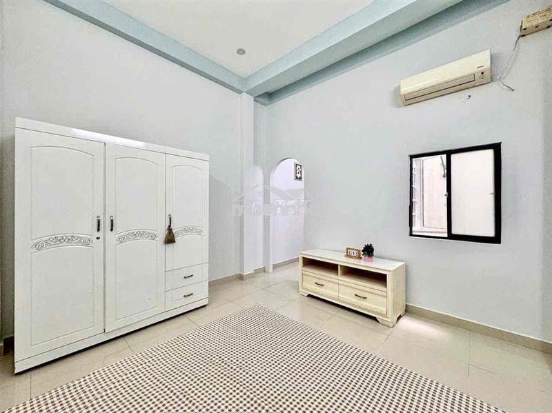 Căn hộ một phòng ngủ tách bếp đầy đủ nội thất thoáng mát an ninh cao